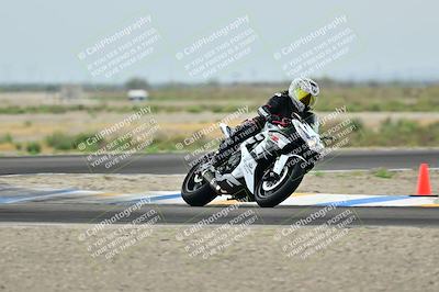 media/Apr-18-2025-TrackDaz (Fri) [[45f5874c44]]/C Group/Session 1 (Turn 7)/